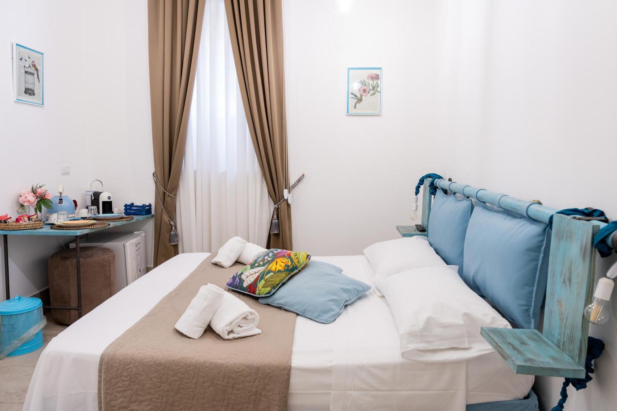 Palazzo Nicolaus Del Borgo Antico Bed & Breakfast Bari Exterior photo